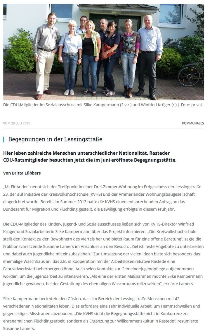 Bericht der Rasteder Rundschau über den Besuch von CDU-Mitgliedern in der Begegnungsstätte Lessingstraße. Auf dem Foto bin ich als 1. von links zu sehen.